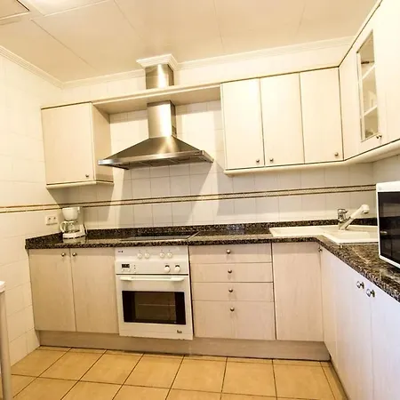 Spacious In With Private Pool 卡涅利亚斯