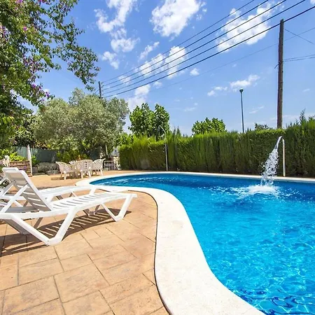 Spacious In With Private Pool Appartamento *